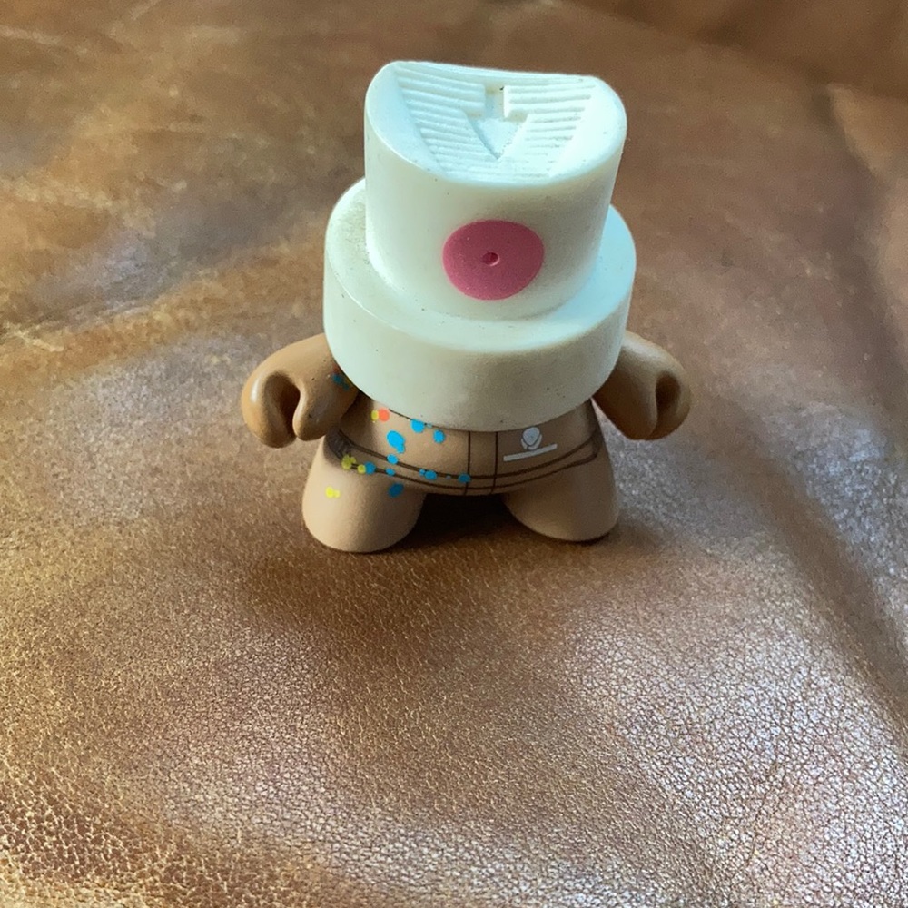 Kidrobot Spray can series Writer